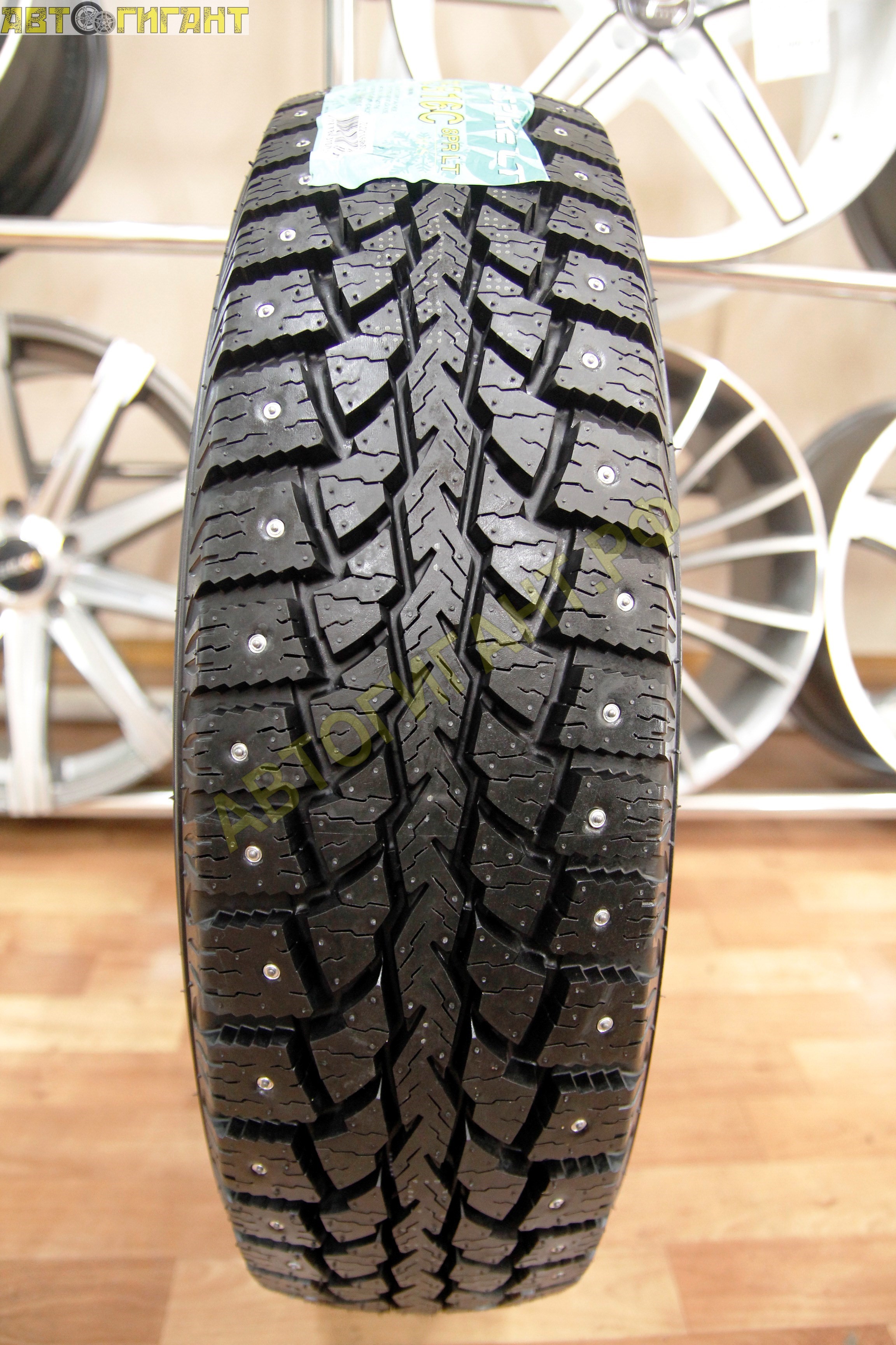 185/75R16C (MA-SLW) а/шина MAXXIS MA-SLW 104/102Q шип купить в Барнауле и  Бийске